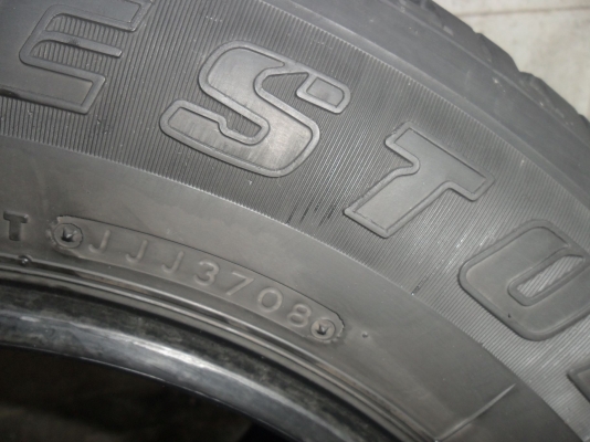 ยาง BRIDGESTONE 205/70R15 ปี08