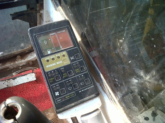 ขายรถแบคโค PC120 รุ่น5 สภาพสวยมาก หัวเก๋งสวย คอนโทรนสั่น ไฟฟ้าครบจอขึ้นปกติ เลี้ยวซ้ายขวาแรงดีเยี่ยม แครื่องแน่น เอวดี โซ่ดี ใบแทรคหน้า ขายรถแบคโค PC120 รุ่น5 สภาพสวยมาก หัวเก๋งสวย คอนโทรนสั่น ไฟฟ้าครบจอขึ้นปกติ เลี้ยวซ้ายขวาแรงดีเยี่ยม แครื่องแน่น เอวดี โซ่ดี ใบแทรคหน้า