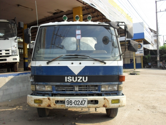 ขายรถโม่ปูน ISUZU 6 ล้อ 3 คิว ขายรถโม่ปูน ISUZU 6 ล้อ 3 คิว