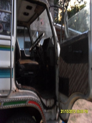 ขายรถบรรทุก isuzu ขายเองรถไม่ค่อยได้ใช้จอดไว้เฉยๆ