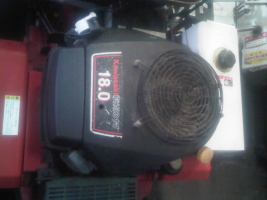 รถตัดหญ้านั่งขับ 18แรง