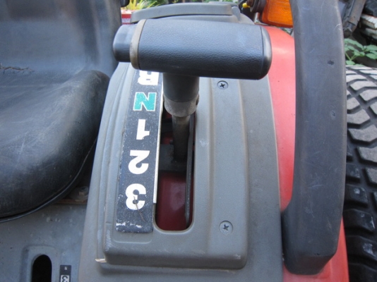 ขาย รถตัดหญ้านั่งขับ YANMAR รุ่น F-200 TURF PORTER มือสองญี่ปุ่น ขาย รถตัดหญ้านั่งขับ YANMAR รุ่น F-200 TURF PORTER มือสองญี่ปุ่น