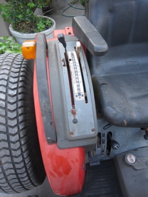 ขาย รถตัดหญ้านั่งขับ YANMAR รุ่น F-200 TURF PORTER มือสองญี่ปุ่น ขาย รถตัดหญ้านั่งขับ YANMAR รุ่น F-200 TURF PORTER มือสองญี่ปุ่น