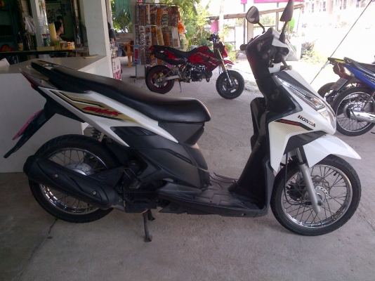 ขาย!ฮอนด้าคลิ๊กไอ ปี52 รถเครื่องเดิมแน่นๆ พร้อมใช้ ทะเบียน+เอกสารโอน ภาษีไม่หมด 088-2197709