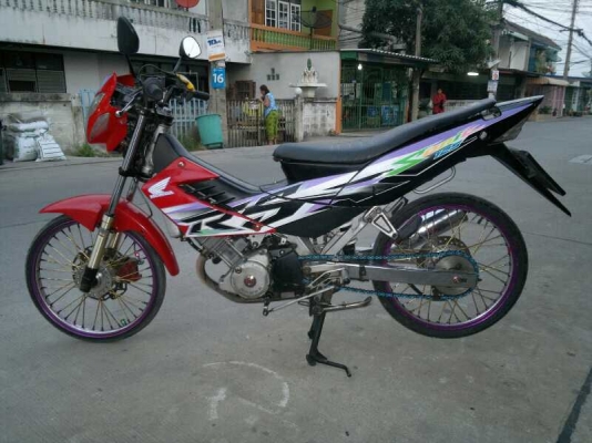 Sonic ลูก CB แต่งสวย 15000 บาท