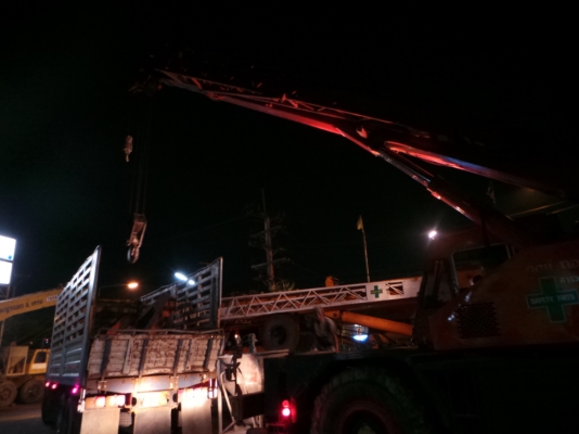 PM เครน 9 ตัน ห้าปอก ไม่มีตำหนิไม่ร้าว ไม่หัก พร้อมขายค่ะ