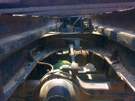 ขายด่วน 10 ล้อหัวยาว 1 เพลา บรรทุกแบคโฮ