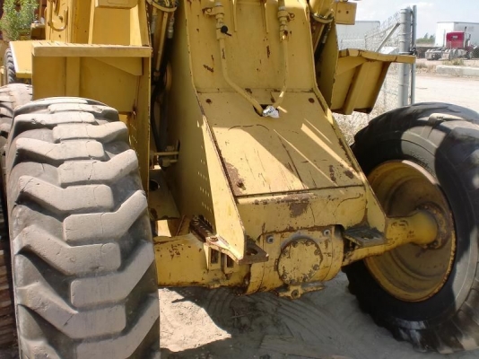 ขายรถตัก CAT 910E นำเข้า ขายรถตัก CAT 910E นำเข้า