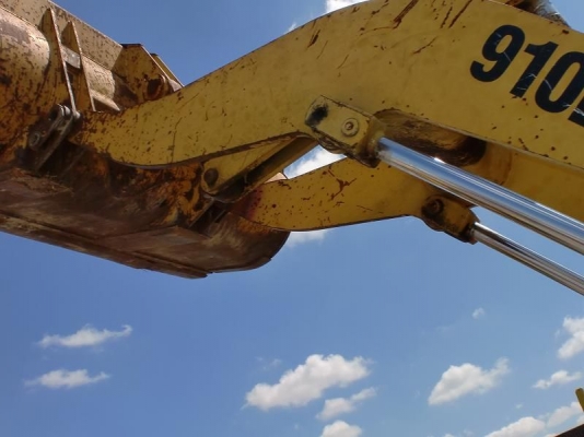 ขายรถตัก CAT 910E นำเข้า ขายรถตัก CAT 910E นำเข้า