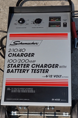 ขายเครื่องชาร์จแบตเตอรี คุณภาพสูง นำาเข้าจาก USA ขายขาดทุนครับ