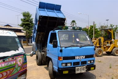 มัดจำกลางอากาศ 3 คัน จาก   ท่านขุน เมืองนคร