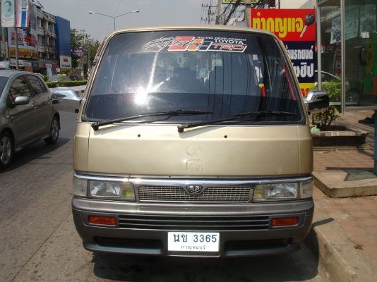 ขายด่วน รถตู้เออแวน