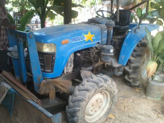 แชมป์ CX-3500 4WD - 2 เพลา สภาพอย่างสวยพร้อมใช้งานได้เลยครับ อุปกรณ์มีให้ครบ มีใบดันหน้า ผานพรวนดิน 5 ขับขี่บังคับควบคุมง่ายแรงกำลังดีคล่องตัวสุดๆ เครื่องแห้งแรงดีไม่มีเยิ้ม ระบบหางระบบไฮดรอลิกส์ไม่แตกไม่รั่วพร้อมใช้งาน ยางสภาพดีหน้าหลังประมาณ 70\% พร้อมทำ