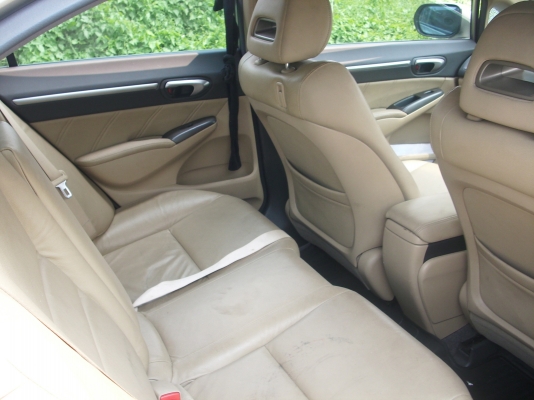 ขายซากรถอุบัติเหตุพร้อมเล่มทะเบียน ฮอนด้าซีวิคFDปี2006 ตัวท๊อป รับไปทำกำไลกันครับ