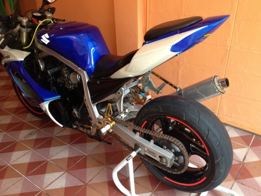 ขาย Gsx  slingshog  750 สภาพเทพๆ ของแต่งเต็มๆราคาถูกคับ