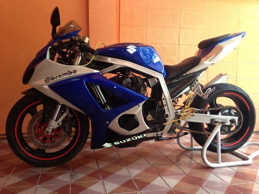 ขาย Gsx  slingshog  750 สภาพเทพๆ ของแต่งเต็มๆราคาถูกคับ