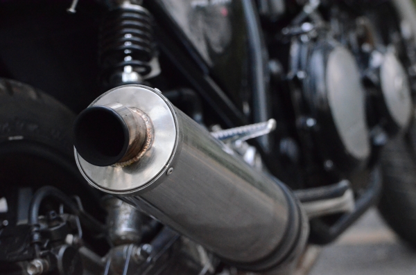 ขายcb400ปี93สรรพสามิตร+อินวอย ถูกคับสนใจโทรคุยเลย