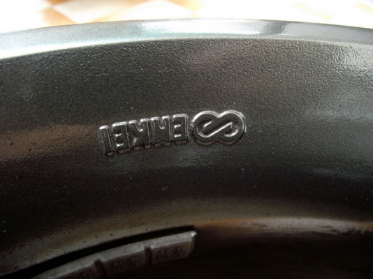 ล้อ Enkei  Varese ขอบ17x7 4รู100 (ด่วน)