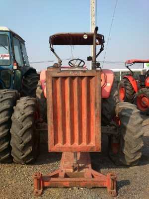 KUBOTA M105S
