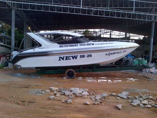 New fiberglass boat 26 ft. New fiberglass boat 26 ft.