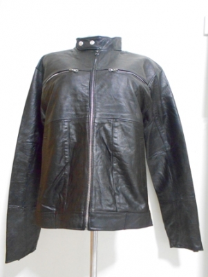 ขายเสื้อแจ๊คเก็ตหนังใส่ขับมอไซค์ ผู้หญิงใส่ได้ผู้ชายใส่ดี เพียง550