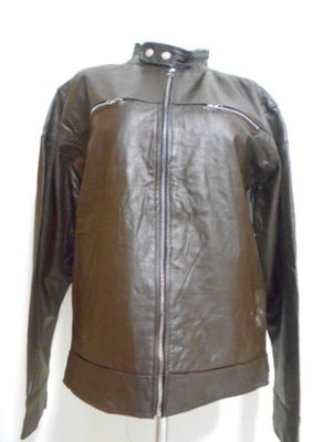 ขายเสื้อแจ๊คเก็ตหนังใส่ขับมอไซค์ ผู้หญิงใส่ได้ผู้ชายใส่ดี เพียง550