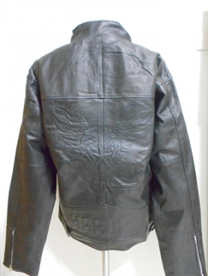 ขายเสื้อแจ๊คเก็ตหนังใส่ขับมอไซค์ ผู้หญิงใส่ได้ผู้ชายใส่ดี เพียง550