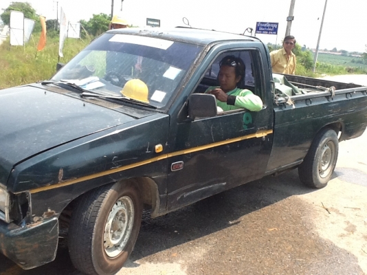 ขาย นิสสัน บิ๊กเอ็ม ปี 96 เครื่องฝาแดง จอโค้ง พวงมาลัยเพาเวอร์