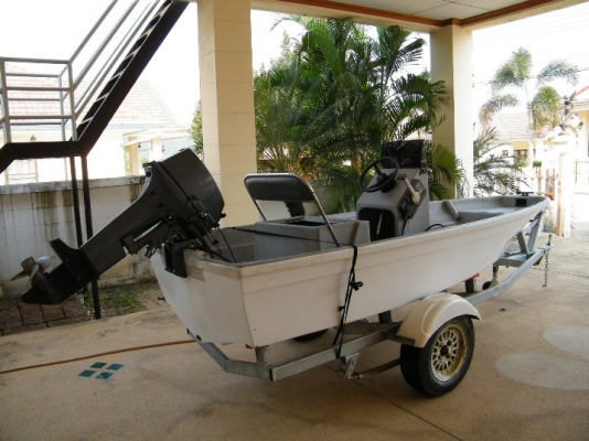 ขายเรือ 13ฟุต + เครื่องยามาฮ่า 15 แรง พร้อมใช้ สภาพสวยๆ ราคาถูกๆๆ