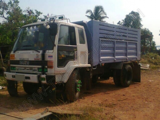รถบรรทุก 6 ล้อดั๊มพ์ ยี่ห้อ ISUZU 175 แรงม้า
