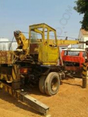 รถบรรทุก 6 ล้อ ติดเครน ยี่ห้อ HINO รุ่น KR360