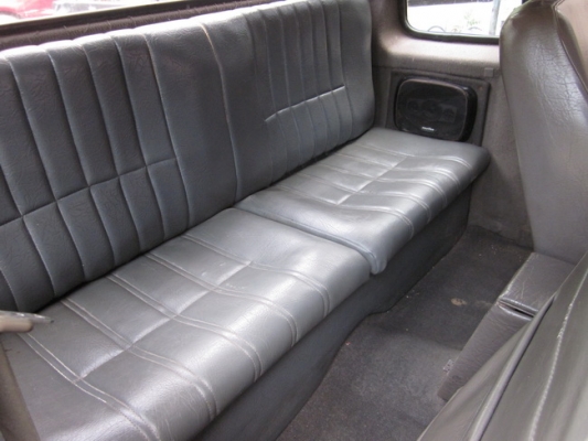 Isuzu TFR 93 มังกรทอง 2500 90 Hp สีสด ๆ สวยๆ บางทั้งคันพร้อมใช้งาน Isuzu TFR 93 มังกรทอง 2500 90 Hp สีสด ๆ สวยๆ บางทั้งคันพร้อมใช้งาน