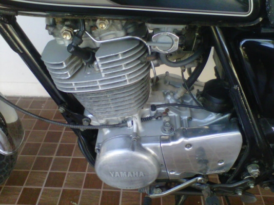 ***ขาย sr 400 เดิมๆประกอบใหม่เครื่องดีจัดเลี่ยมๆเลยมาดู 0858730704 ohm คอนหวัน ***