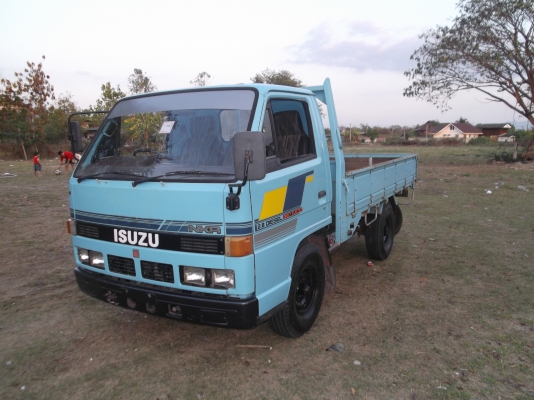 ISUZU 88แรงม้า 4ล้อกลาง รถห้างแท้ NKR หัวปิ๊ป ยกหัวได้ปี33 เครื่องเดิมรถพร้อมใช้งาน
