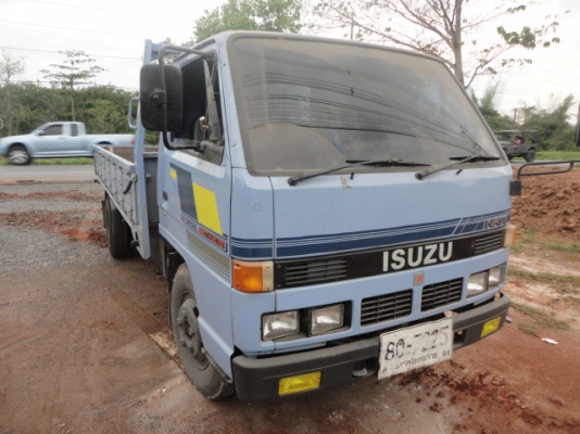 6 ล้อ ISUZU NKR 110 แรง เครื่อง 4BE1 เกียร์สั้น รถห้าง
