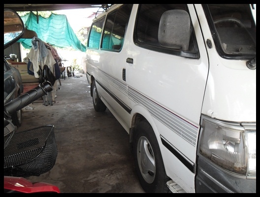 รถตู้หัวจรวด ปี96 สภาพดี สวยมาก