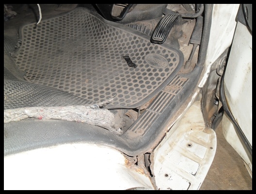 รถตู้หัวจรวด ปี96 สภาพดี สวยมาก