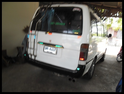 รถตู้หัวจรวด ปี96 สภาพดี สวยมาก