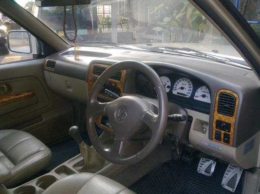 ขายรถ Nissan Super Xciter ปี 2003 สีทอง เครื่อง 3.0 ZDI