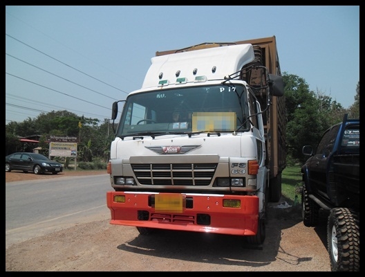 สิบล้อเครื่อง K 13 รถล่องเพลาเดียว