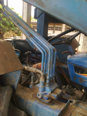 รถคีบอ้อย