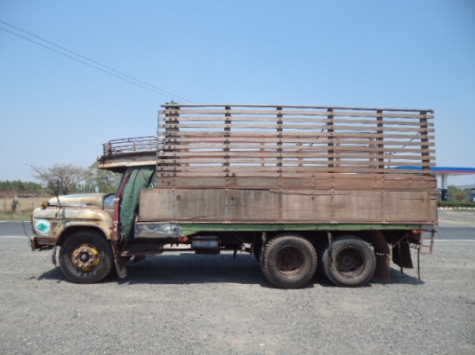 ขายรถ10ล้อหัวยาว เครื่อง6BB1 สภาพพร้อมใช้