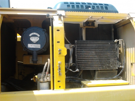 ขายด่วน  KOMATSU  PC200-8