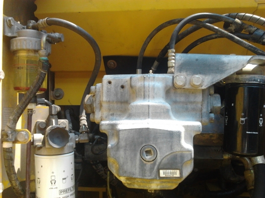 ขายด่วน  KOMATSU  PC200-8