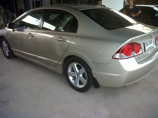 ขายรถบ้านสภาพงามมากHONDA CIVIC FD 1.8  เกียร์ออโต้ กระจกไฟฟ้า รีโมท ยางพึ่งเปลี่ยน