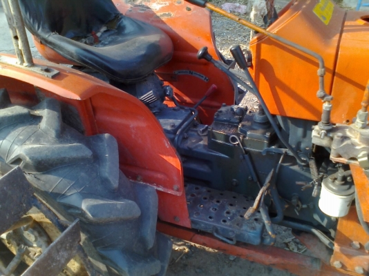 รถไถ่คูดบ้าสีส้ม พร้อมใช้สวย สนใจโทรมานะครับ รถอยู่สตึก บุรีรัมย์