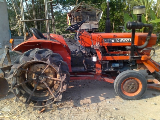 รถไถ่คูดบ้าสีส้ม พร้อมใช้สวย สนใจโทรมานะครับ รถอยู่สตึก บุรีรัมย์