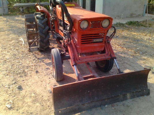 รถไถ่คูดบ้าสีส้ม พร้อมใช้สวย สนใจโทรมานะครับ รถอยู่สตึก บุรีรัมย์