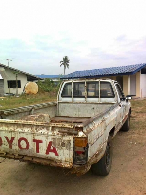 รถกระบะTOYOTA HERO 2400  รถขายตามสภาพ เครื่องดี คันฟวีไม่ผุ