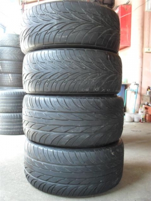 ขายยางขอบ 18   1ชุด 6500